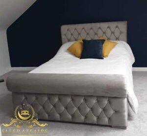 New York sleigh Bed - Image 3