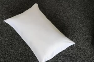 Luxury Foam Pillow - Image 2