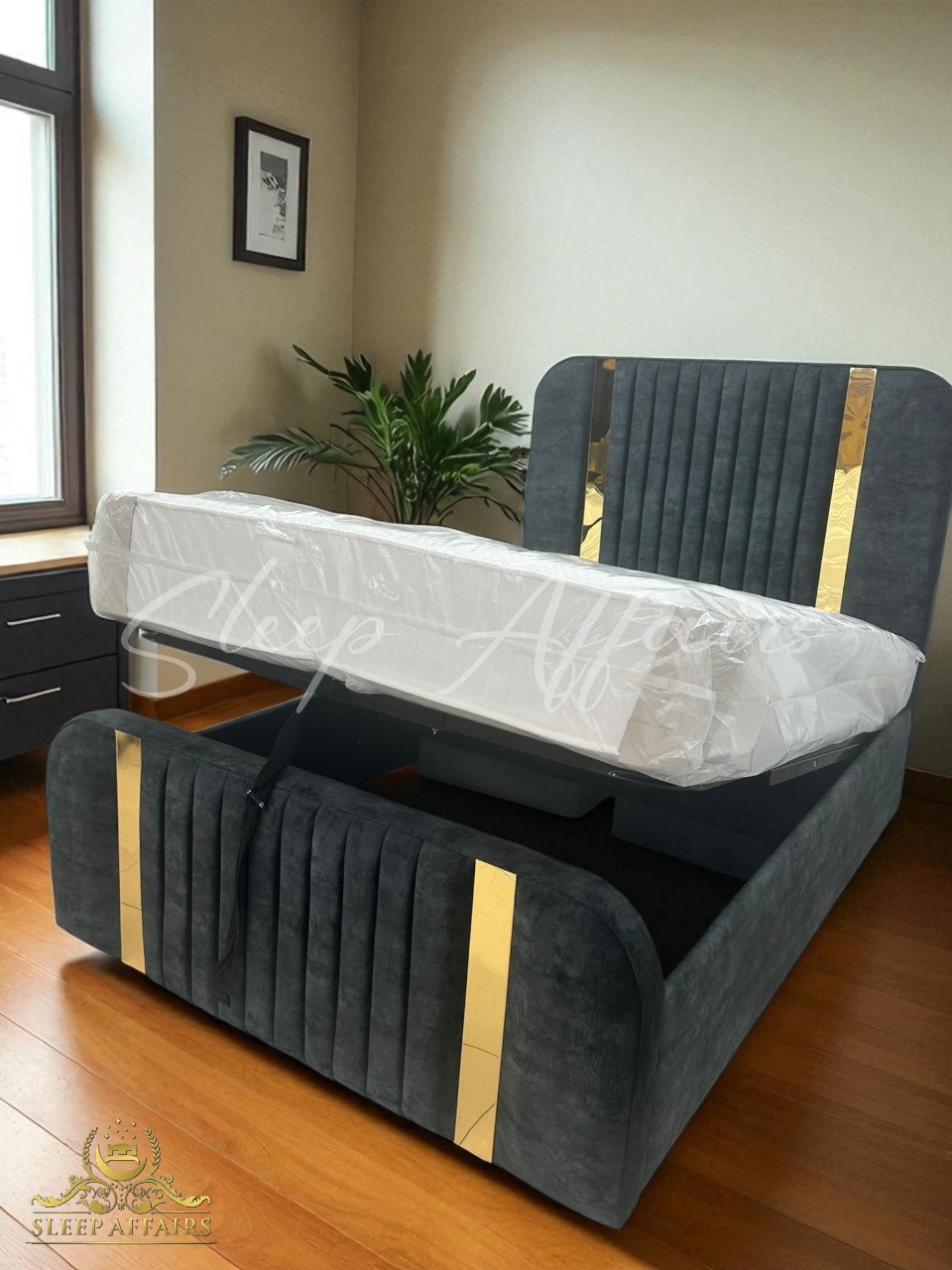 Aqua Mirror Sleigh Bed - Image 2